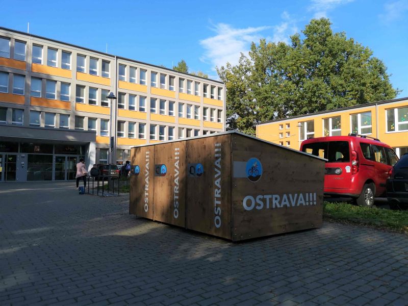 Bike Box - Ostrava, školská zařízení