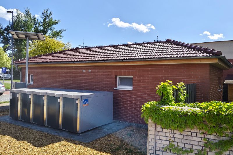 Bike Box - Veselí nad Moravou, u Sportovně relaxačního centra Baťův kanál