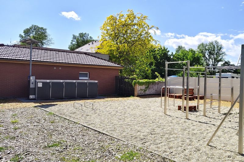 Bike Box - Veselí nad Moravou, u Sportovně relaxačního centra Baťův kanál